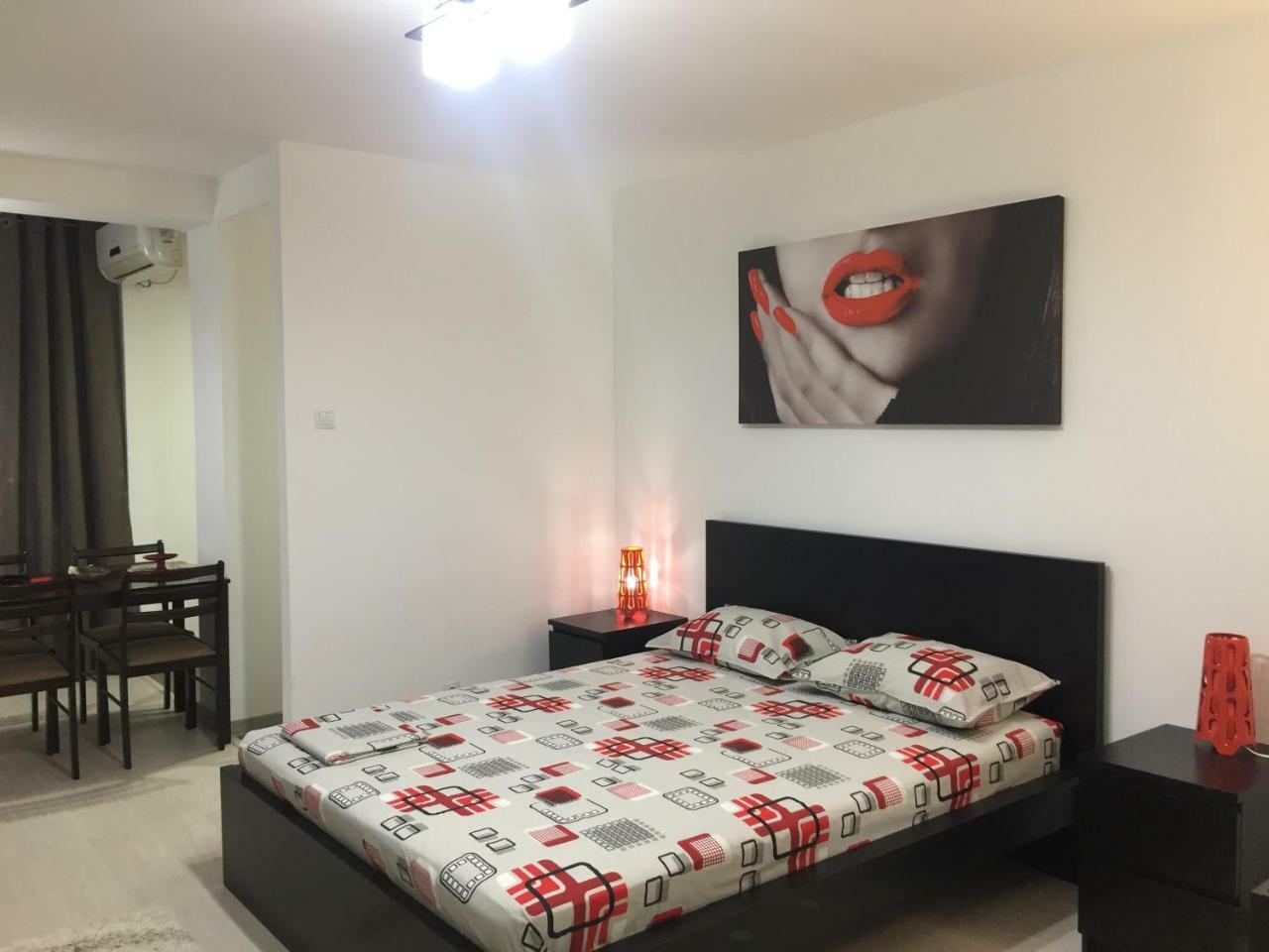 Galaţi Faleza Apartment מראה חיצוני תמונה