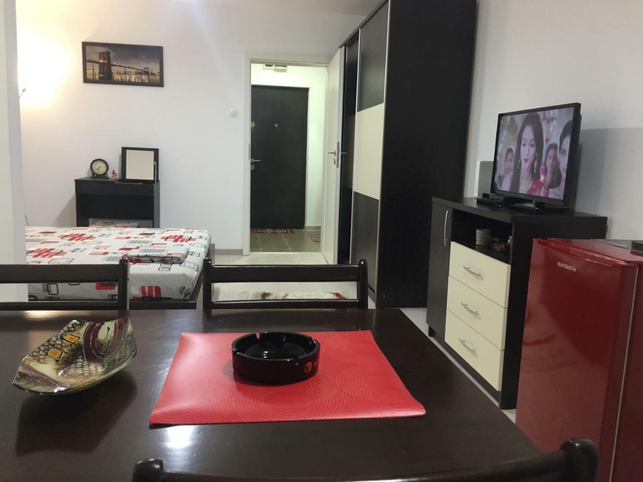 Galaţi Faleza Apartment מראה חיצוני תמונה